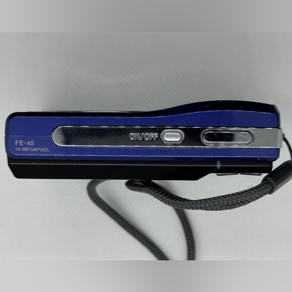 HOST PICK! Only 1 left! Olympus fe-45 10 MP. 3x optical zoom. - Picture 4 of 11